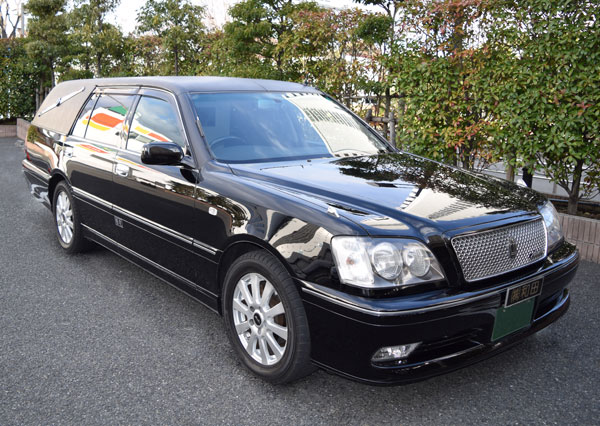 家族葬の和田_霊柩車イメージ